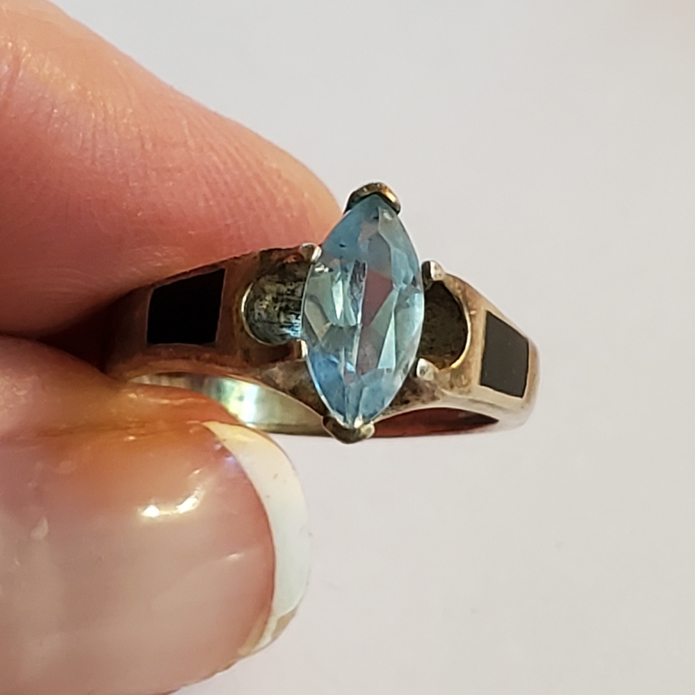 Vintage Sterling silver inlaid onyx band stone with marquise cut aquamarine 6